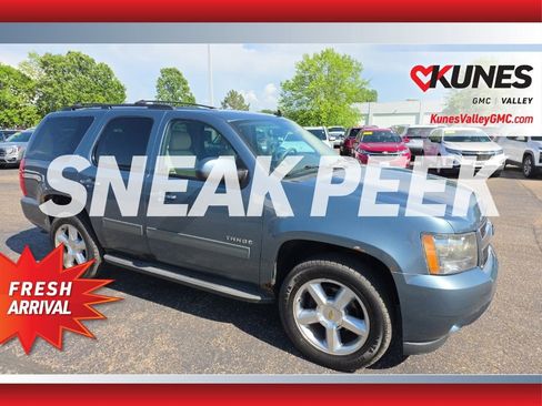 Used 2010 Chevrolet Tahoe LT w/ Luxury Package AWD/4WD image 1