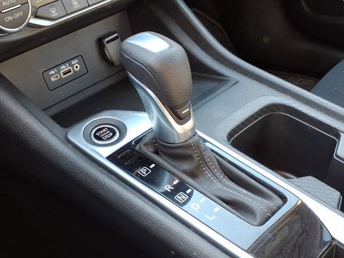 Used 2023 Nissan Sentra SV w/ All-Weather Package image 15