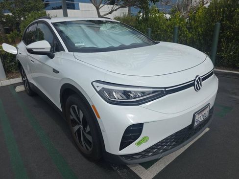 Certified 2023 Volkswagen ID.4 Pro RWD image 2