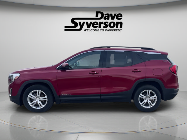 Used 2019 GMC Terrain SLE w/ Driver Convenience Package FWD image 2