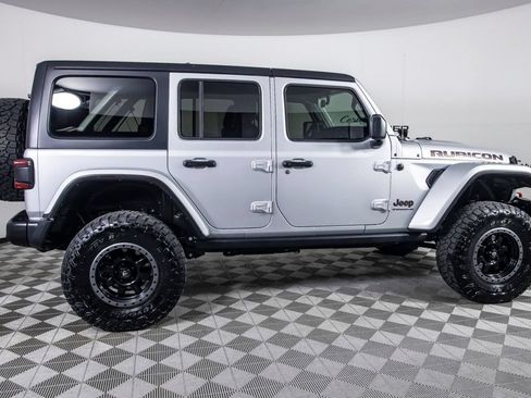 Used 2023 Jeep Wrangler Unlimited Rubicon AWD/4WD image 4