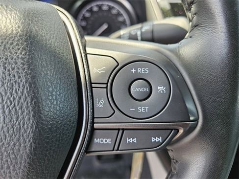 Used 2022 Toyota Camry SE image 22