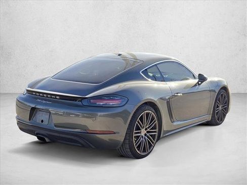 Used 2022 Porsche 718 Cayman image 3