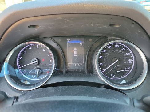 Used 2020 Toyota Camry LE FWD image 15
