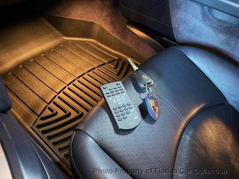 Used 2006 Porsche Boxster RWD image 65