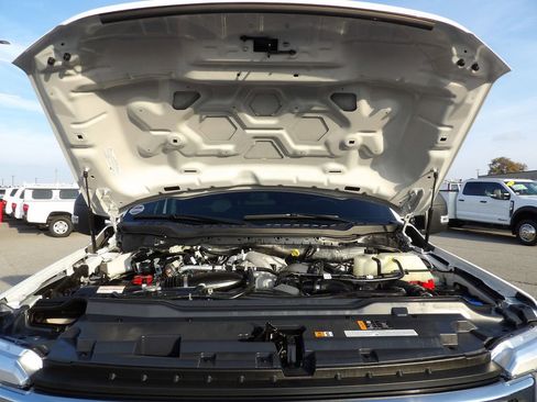 Used 2024 Ford F550 4x4 Crew Cab Super Duty image 46