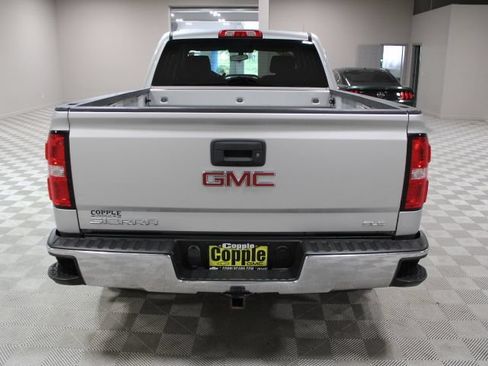 Used 2018 GMC Sierra 1500 SLE w/ SLE Value Package AWD/4WD image 9