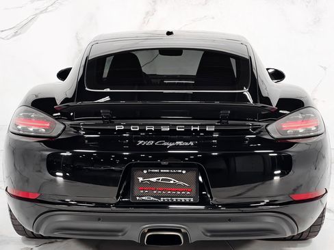 Used 2017 Porsche 718 Cayman image 5