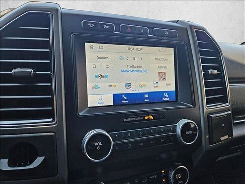 Used 2020 Ford Expedition XLT w/ Equipment Group 202A AWD/4WD image 14
