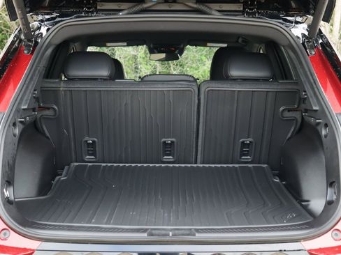 Used 2024 Chevrolet Equinox EV RS image 30