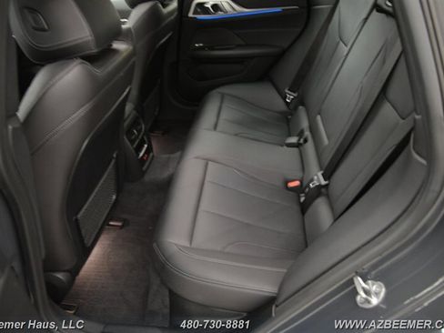 Used 2023 BMW i4 eDrive40 image 21