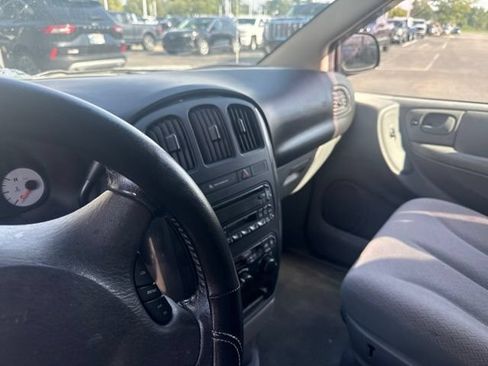 Used 2007 Dodge Grand Caravan SXT FWD image 10