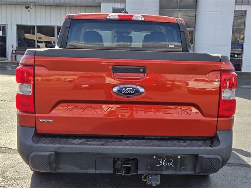 Used 2022 Ford Maverick XLT image 4