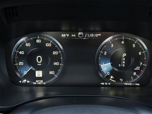 Used 2020 Volvo XC60 T5 Inscription image 2