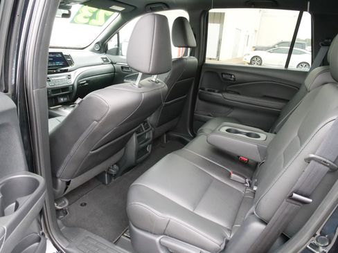 Certified 2023 Honda Passport EX-L image 15