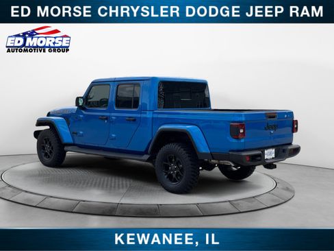New 2025 Jeep Gladiator Sport image 3