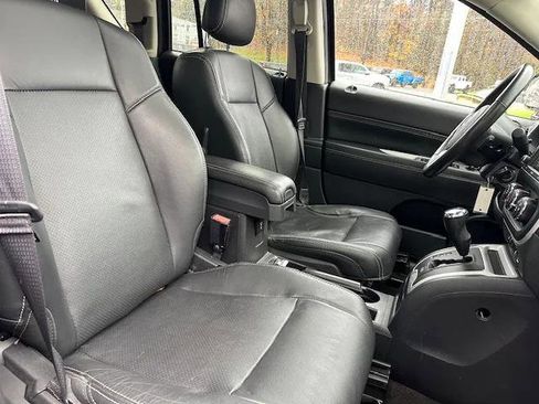 Certified 2017 Jeep Compass High Altitude image 24