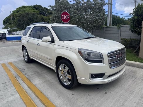 Used 2014 GMC Acadia Denali image 3