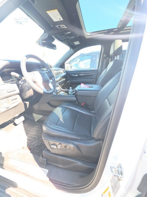 Used 2023 GMC Yukon Denali w/ Max Trailering Package AWD/4WD image 2