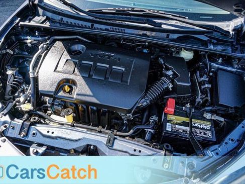 Used 2015 Toyota Corolla LE FWD image 38