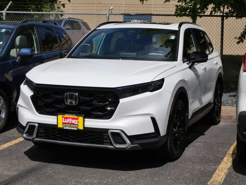 Used 2023 Honda CR-V Sport Touring image 3