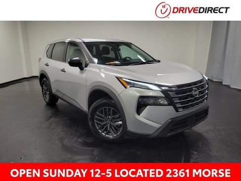 Used 2024 Nissan Rogue S FWD image 1