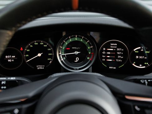 Certified 2024 Porsche 911 GT3 RS RWD image 21