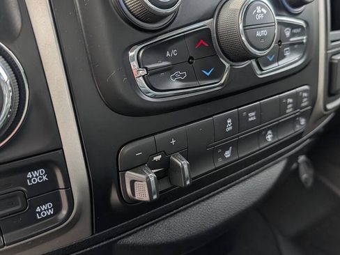Used 2018 RAM 1500 Big Horn AWD/4WD image 22