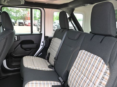 New 2026 Jeep Wrangler Unlimited Sport AWD/4WD image 25