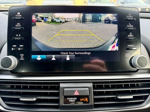 Used 2021 Honda Accord Sport image 35