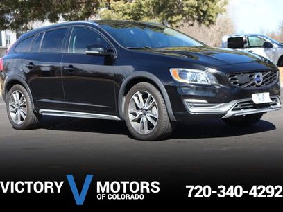 Used 2016 Volvo V60 T5 Cross Country Platinum