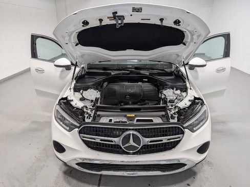 Certified 2025 Mercedes-Benz GLC 300 4MATIC image 13