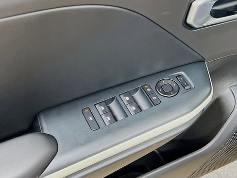 New 2025 Kia K4 GT-Line image 18