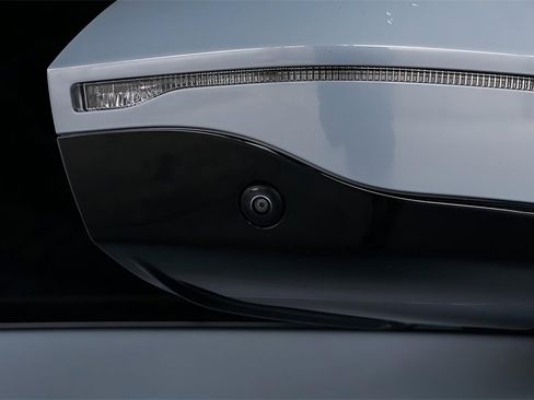 Used 2024 BMW i7 eDrive50 w/ M Sport Package image 15