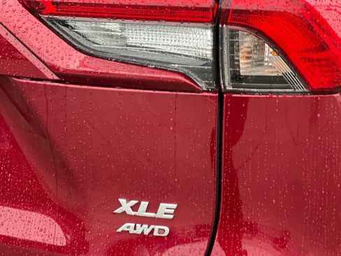 New 2025 Toyota RAV4 XLE w/ Convenience Package image 21