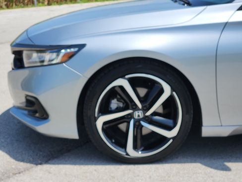 Used 2022 Honda Accord Sport Special Edition image 9