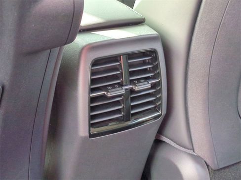 New 2025 Kia Niro SX Touring image 19