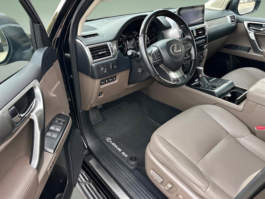 Used 2023 Lexus GX 460 Premium w/ Premium Package AWD/4WD image 14