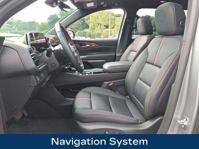 Used 2026 Chevrolet Traverse RS AWD/4WD image 2