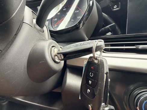 Certified 2024 Chevrolet Trax RS image 29