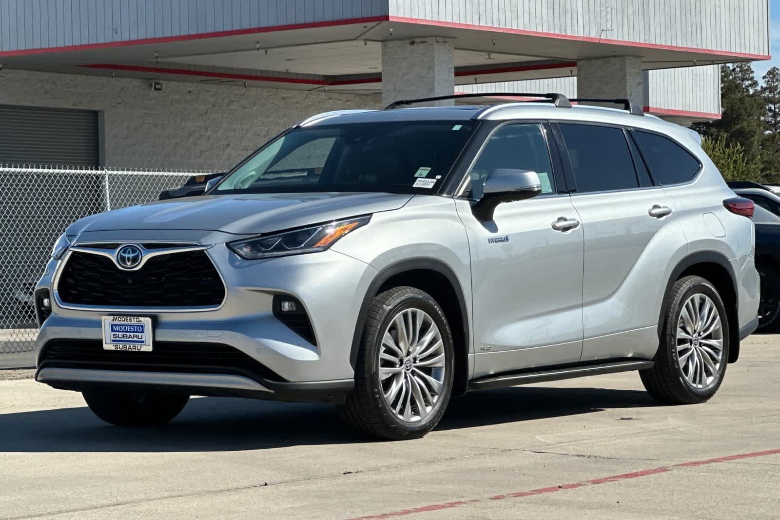 Used 2021 Toyota Highlander Platinum AWD/4WD image 7