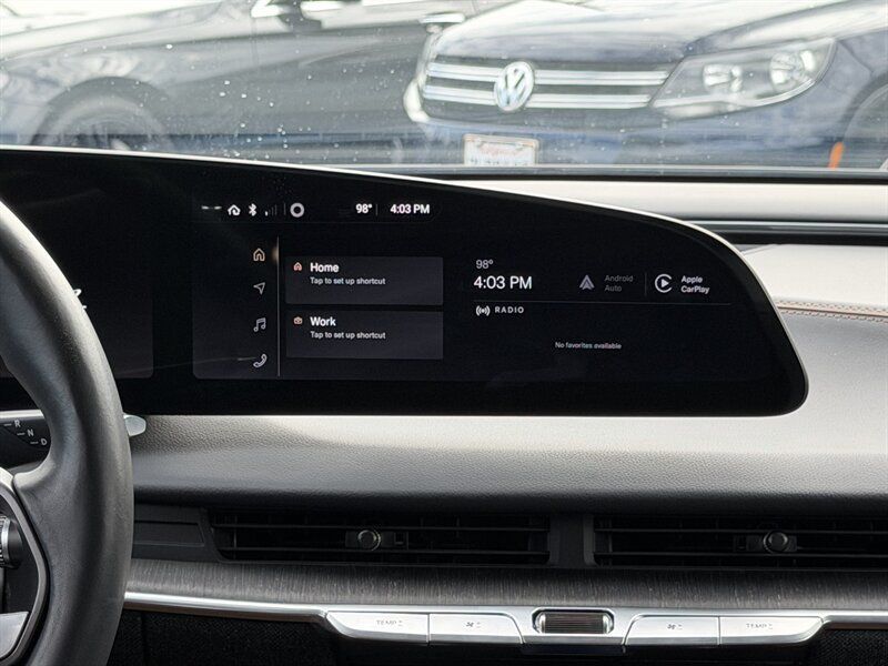 Used 2023 Lucid Air Touring AWD/4WD image 24