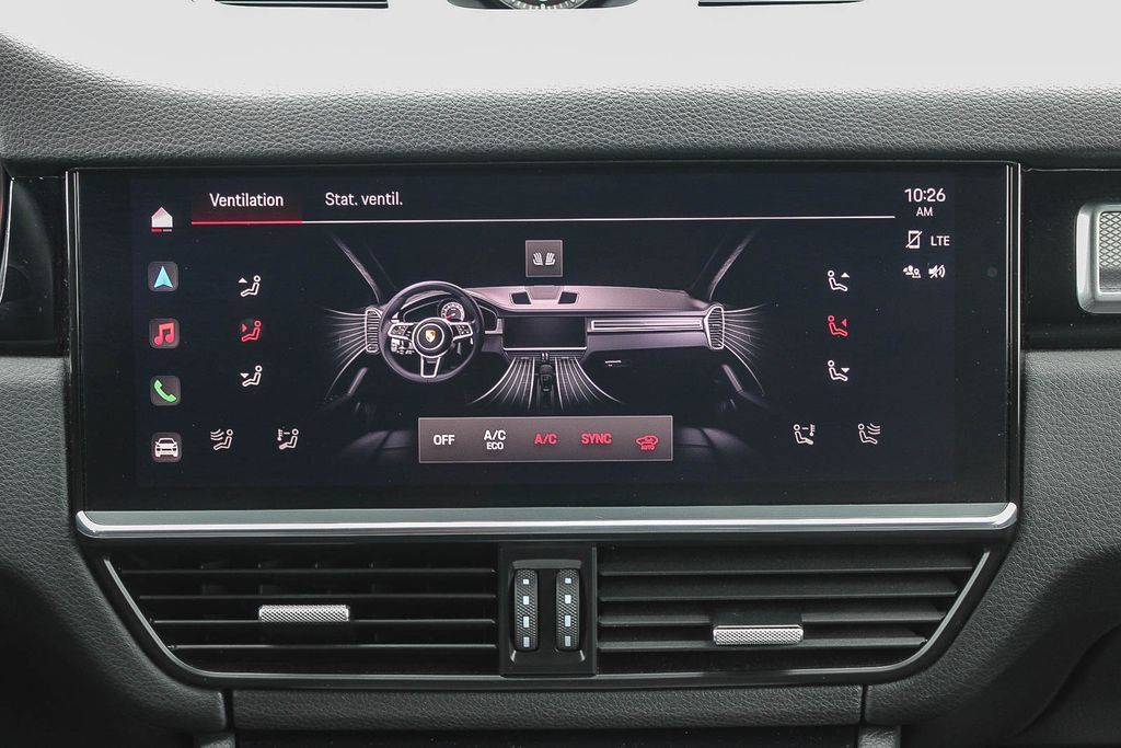 Used 2022 Porsche Cayenne Platinum Edition AWD/4WD image 15
