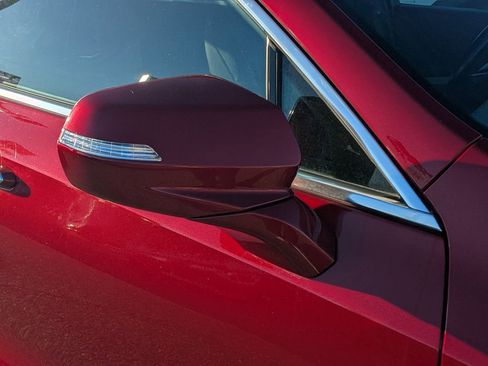 Used 2021 Cadillac XT4 Premium Luxury image 9