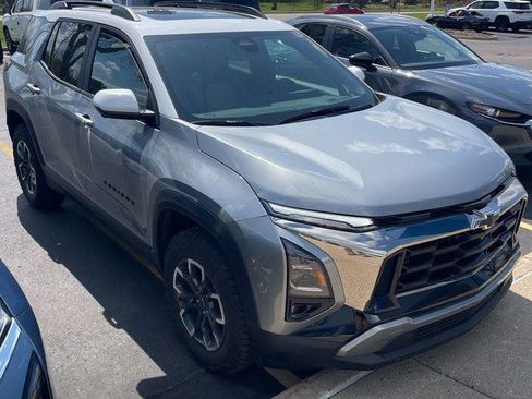 Used 2025 Chevrolet Equinox ACTIV w/ Safety and Technology Package AWD/4WD image 4