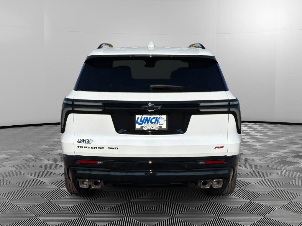 New 2026 Chevrolet Traverse RS w/ LPO, Floor Liner Package AWD/4WD image 3