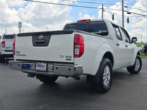 Used 2019 Nissan Frontier SV w/ Value Truck Package AWD/4WD image 8