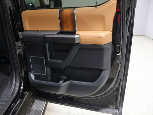 Used 2017 Ford F150 Limited AWD/4WD image 21
