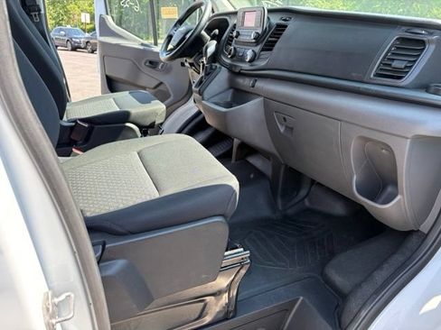Certified 2025 Ford Transit 250 Low Roof w/ Exterior Upgrade Package RWD image 24