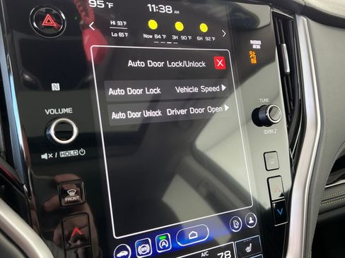 Certified 2025 Subaru Outback Onyx Edition AWD/4WD image 35